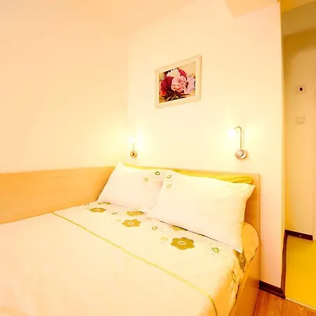 Lazur Studio Apartment