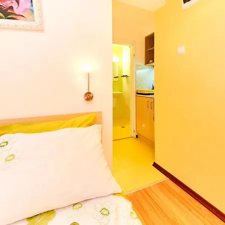 Apartment Lazur Burgas City